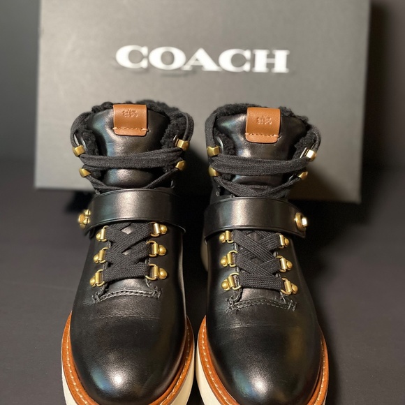 Coach Urban Hiker Boot, Black, Women's Size 7, Excellent Condition - Picture 6 of 11